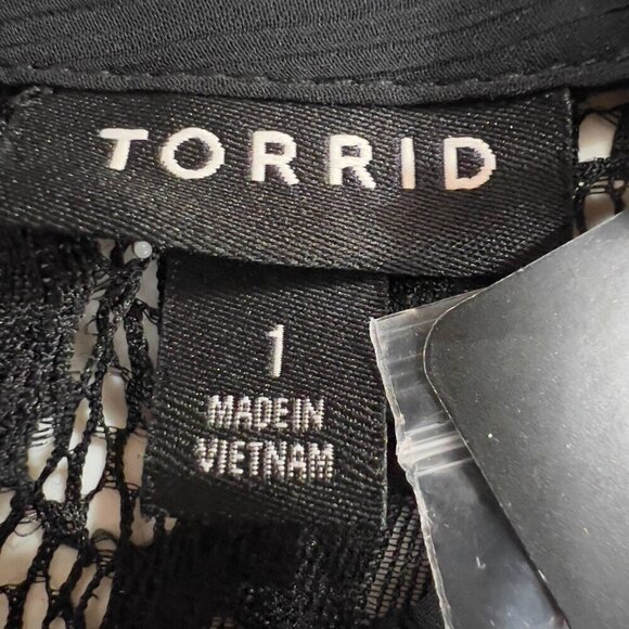 Torrid Women's Plus Black Long Sleeve Lace Trim Tierd Top/Blouse 1X NWT - Picture 7 of 10